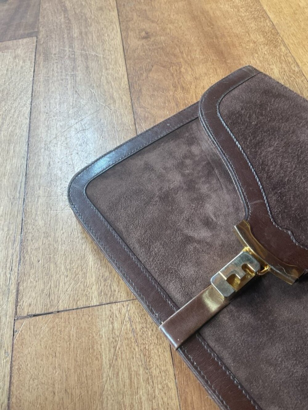 RARE Salvatore Ferragamo Vintage Brown Suede And Leather Clutch *READ* See 📸 - Picture 6 of 16